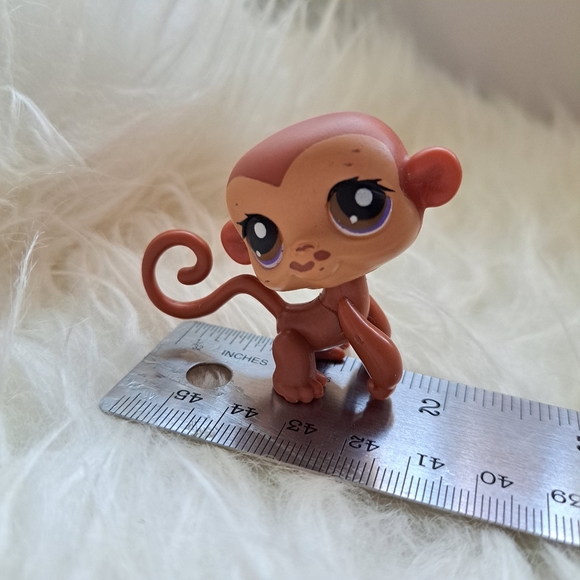 Littlest Pet Shop | Brown cute monkey *paint chipped* - Picture 11 of 11